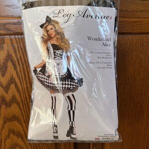 Leg Avenue Wonderland Alice woman’s  Costume - Black and White